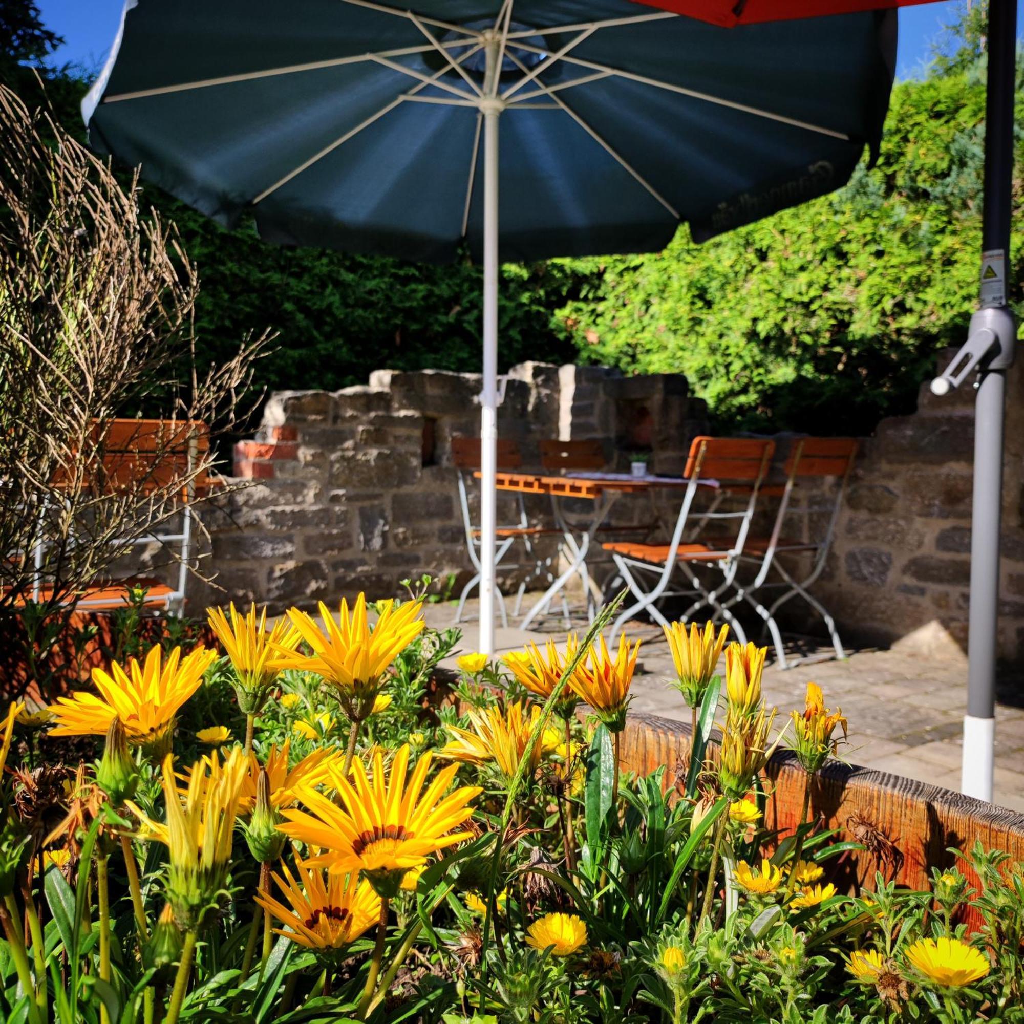 Cafe Im Hof- Bed & Breakfast Streufdorf Экстерьер фото