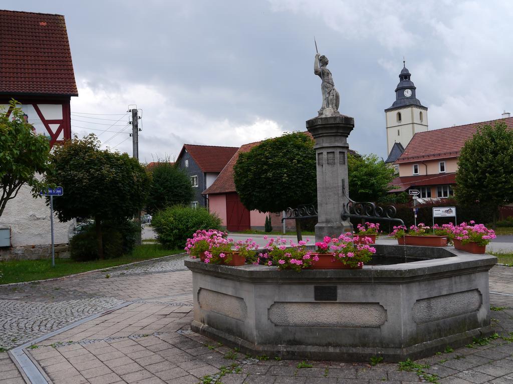 Cafe Im Hof- Bed & Breakfast Streufdorf Экстерьер фото