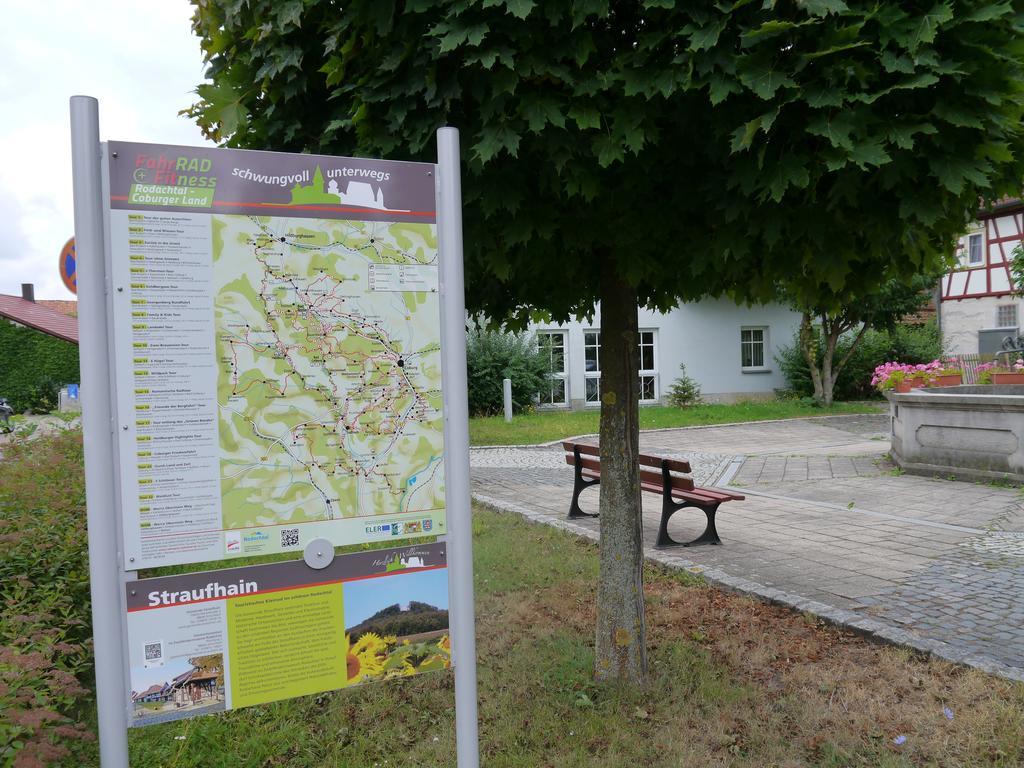 Cafe Im Hof- Bed & Breakfast Streufdorf Экстерьер фото