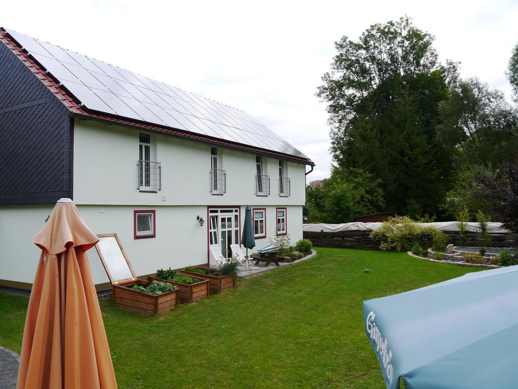 Cafe Im Hof- Bed & Breakfast Streufdorf Экстерьер фото