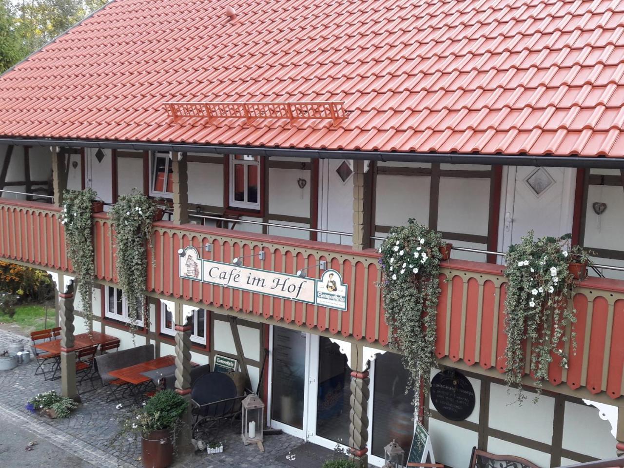 Cafe Im Hof- Bed & Breakfast Streufdorf Экстерьер фото